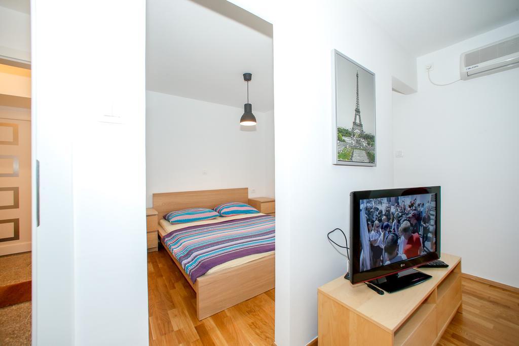 Apartments Harbour Senj  Rom bilde