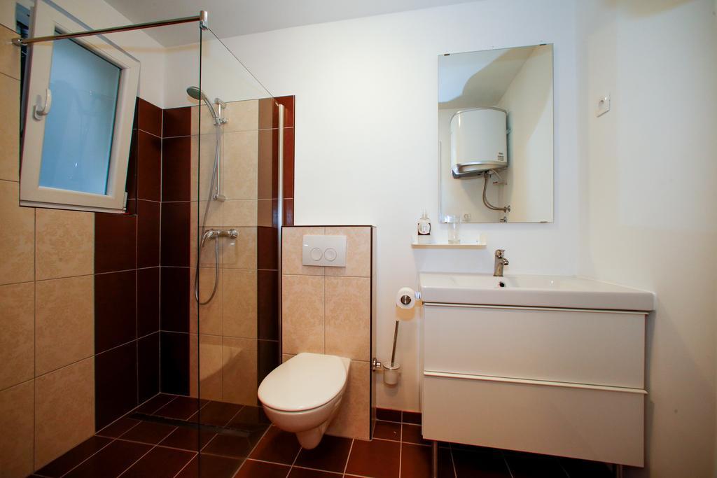 Apartments Harbour Senj  Rom bilde